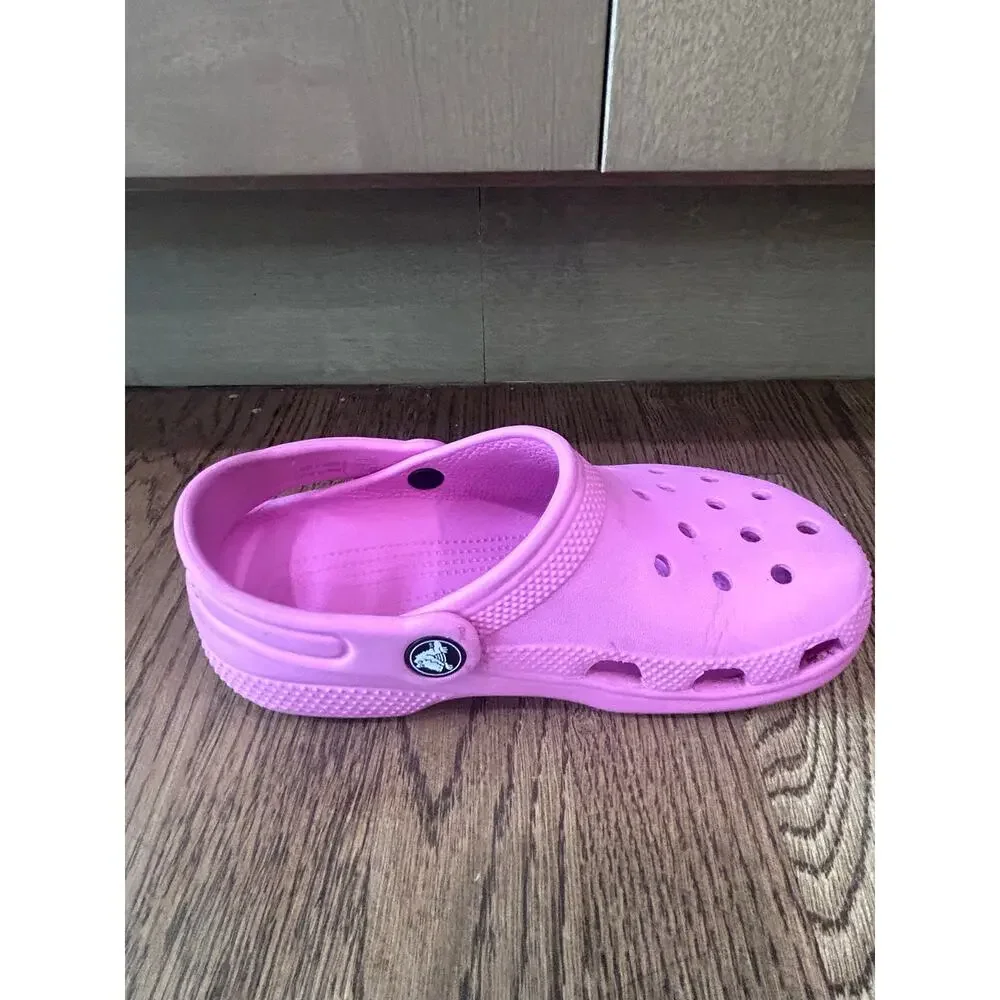 CROCS keep your
